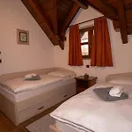 Kuca Za Odmor Cava Fuzine Feriehus Fužinski Benkovac