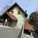 Feriehus Kuca Za Odmor Cava Fuzine Fužinski Benkovac