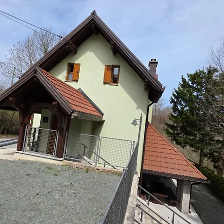 펜션 Kuca Za Odmor Cava Fuzine Fužinski Benkovac