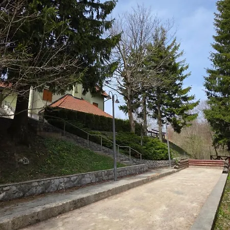 Kuca Za Odmor Cava Fuzine 펜션 Fužinski Benkovac